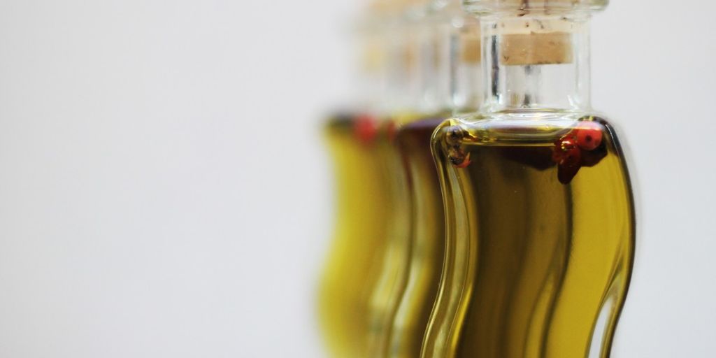 The Ultimate Guide to Fine Olive Oil: What You Need to Know